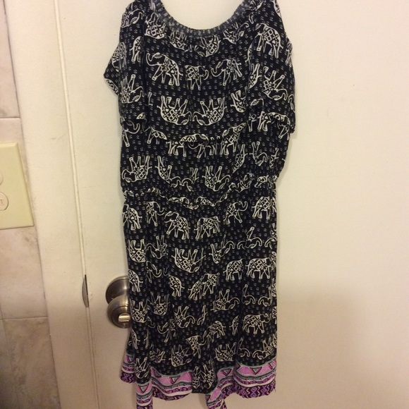 Shoulder - off romper - Picture 3 of 3